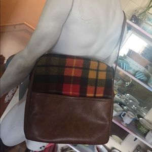 Vintage traveling tote